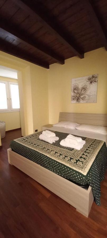 Daisy Apartment In Centro A Como Luaran gambar