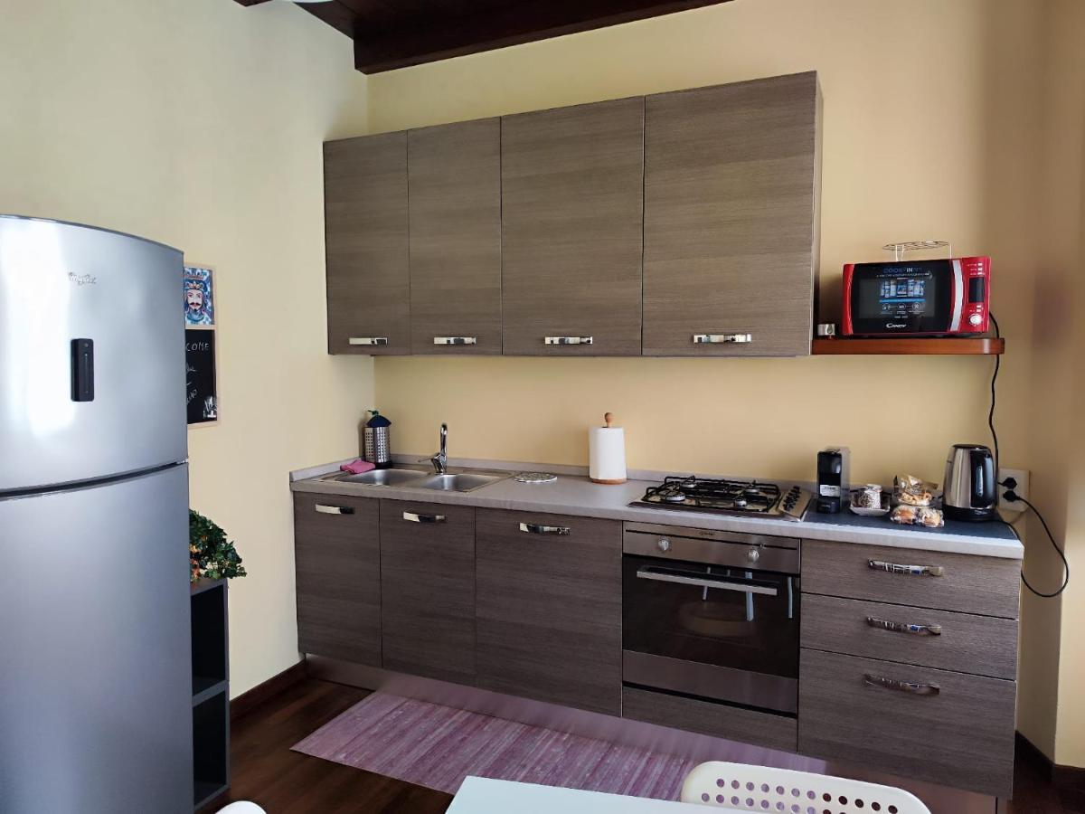 Daisy Apartment In Centro A Como Luaran gambar